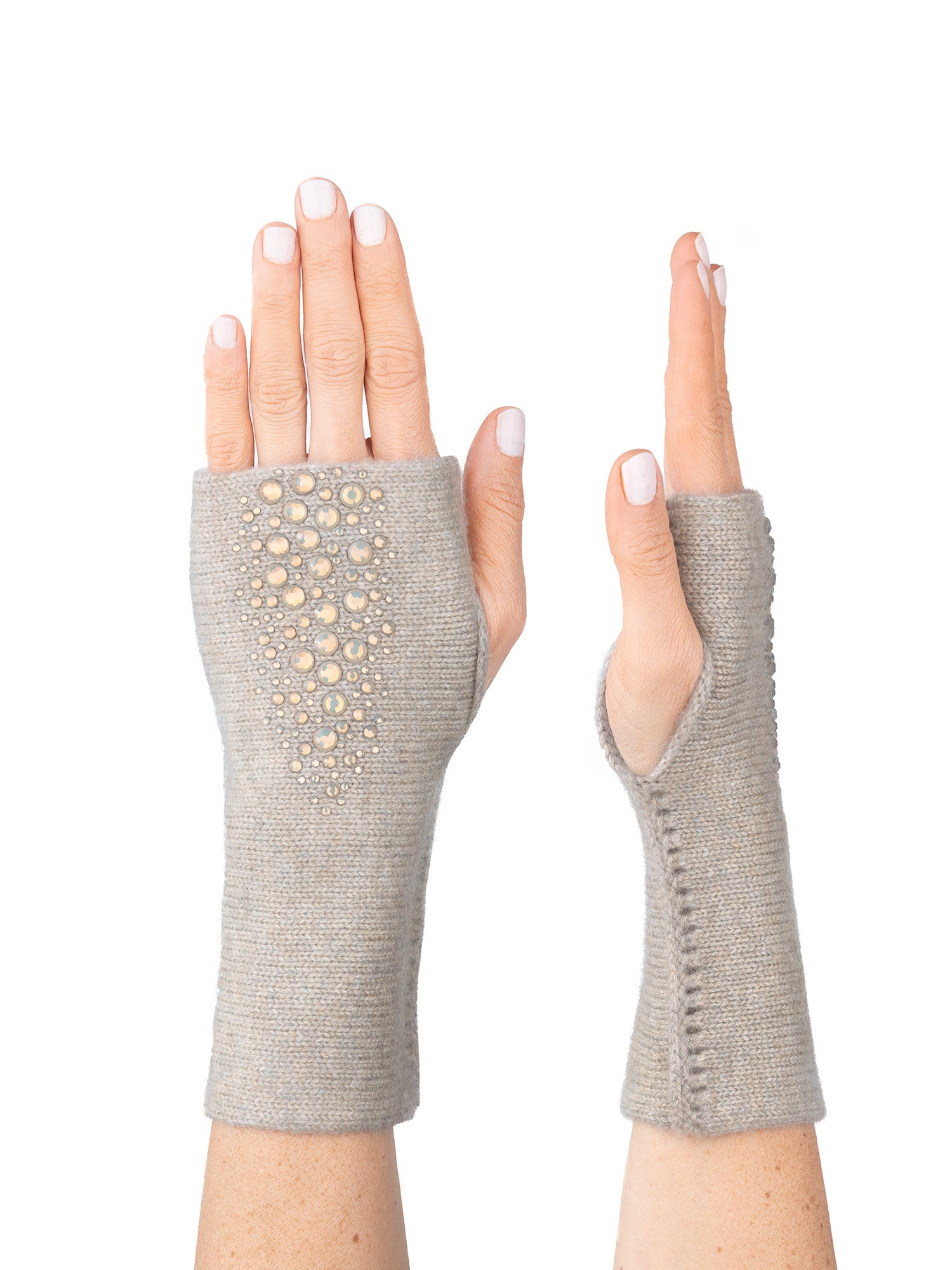 D．HYGEN Pure Cashmere Fingerless Glove D．HYGEN Pure Cashmere Fingerless Glove The Men's Fingerless
